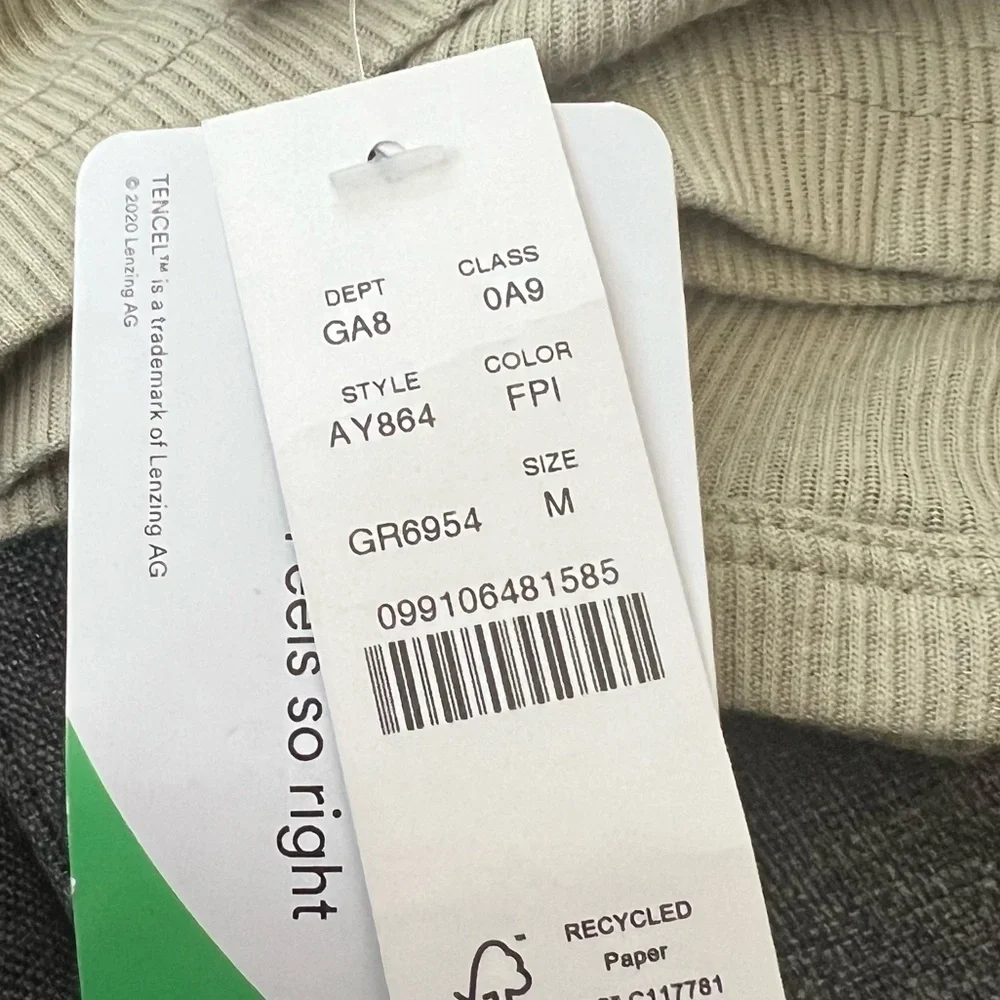 J Crew Light Green Ribbed Cutaway Tank Top NWT Medium